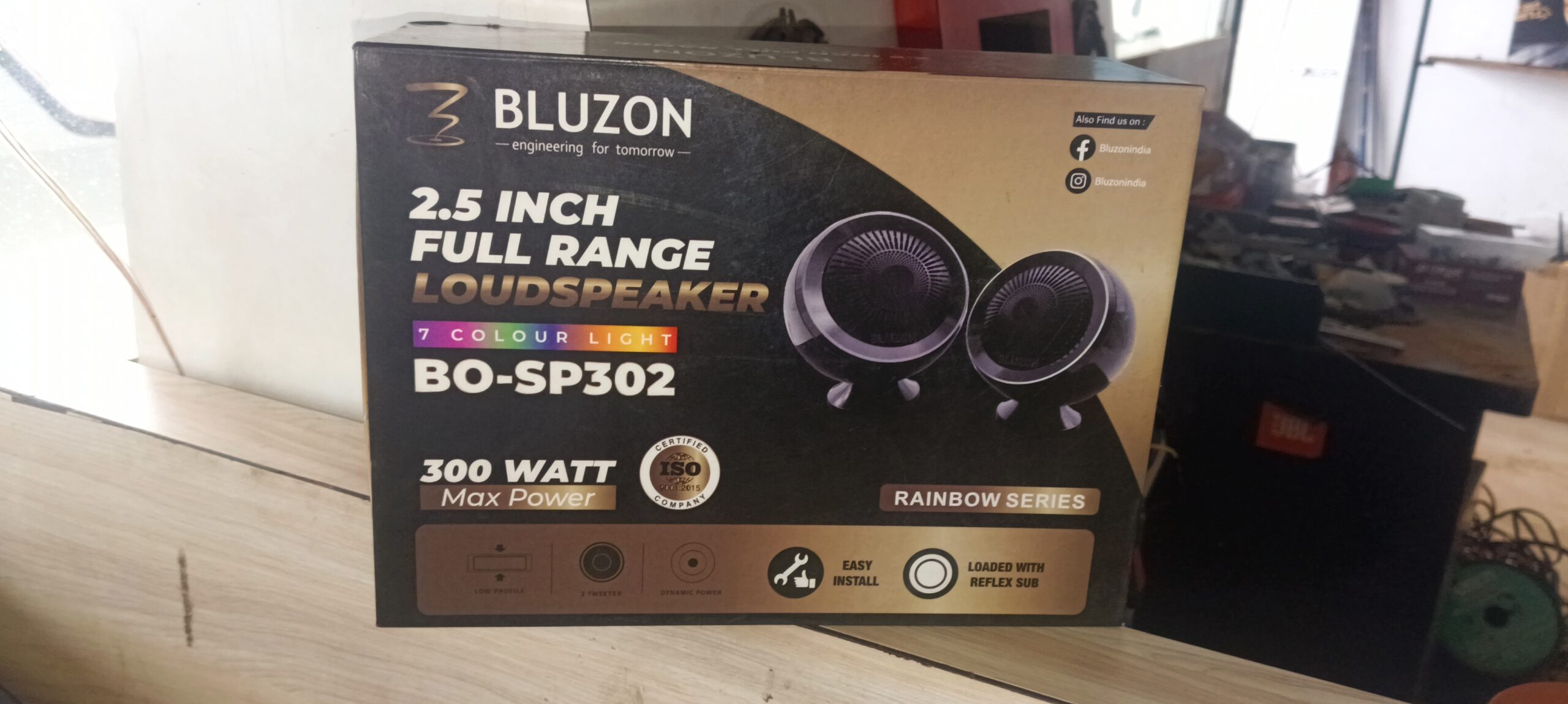 Bluzon blood speaker - Image 1