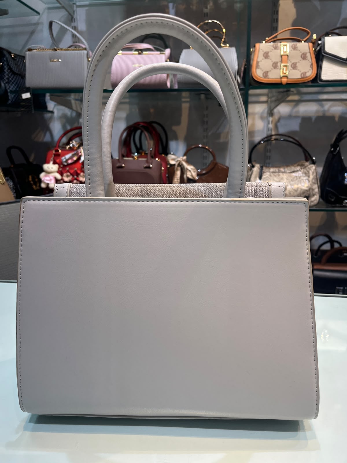 Miss susan - Image 4