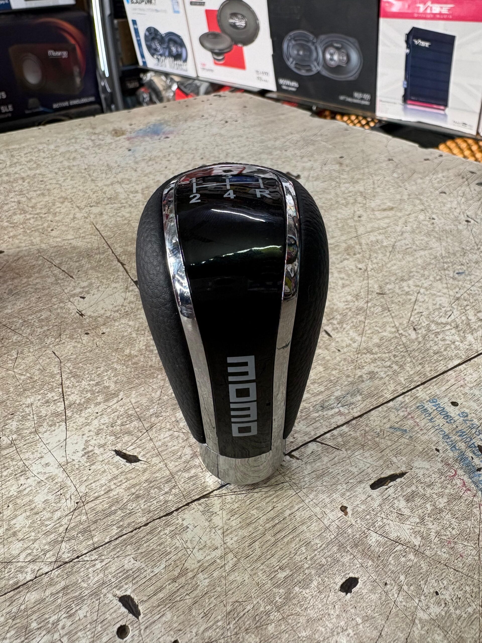 momo gear nob - Image 2